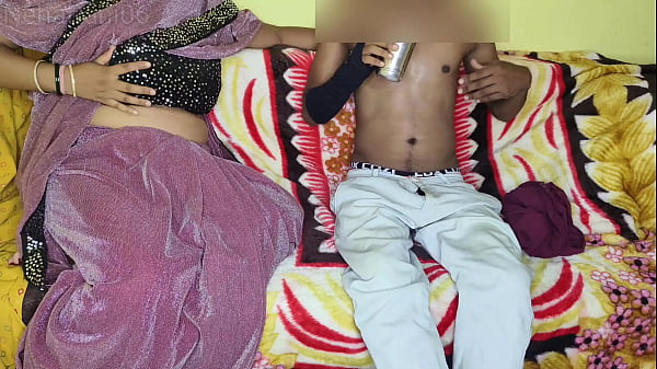 Stepmom seduces her stepson for the hardcore fucking in the hot night