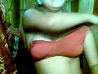 Cute Indian Girl expose her hot boobs