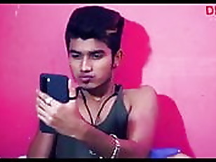 Hello friends my name is pooja video call with me