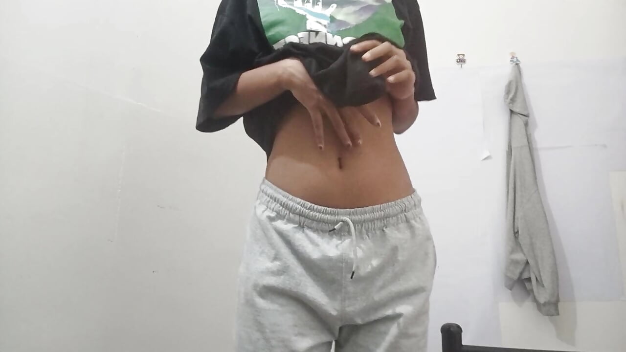 Hot teen ass in panties