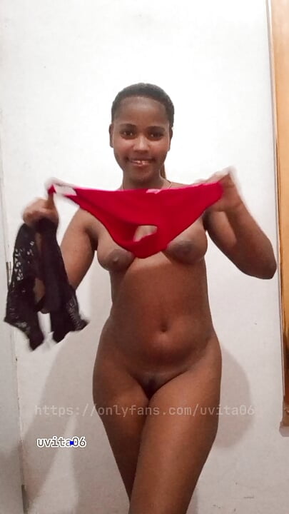 I love to rock my huge ass and dance sexy for you