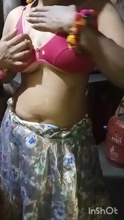 Indian Desi Bhabhi Mast Jamke Choda