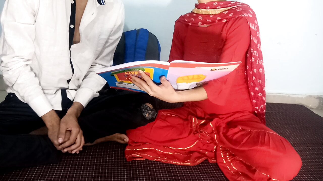 Desi Pyasi Teacher Ko Tution pe Choda