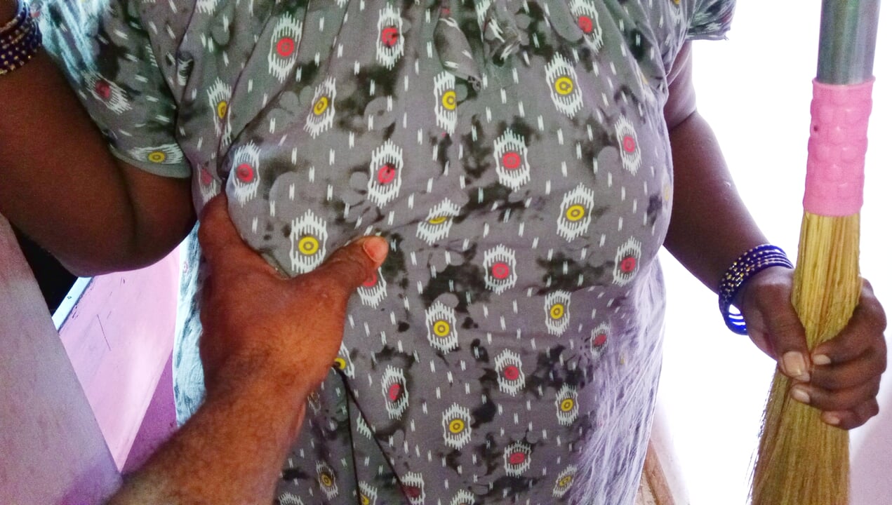 desi tamil house boss tries to have sex with the girl who came to do housework