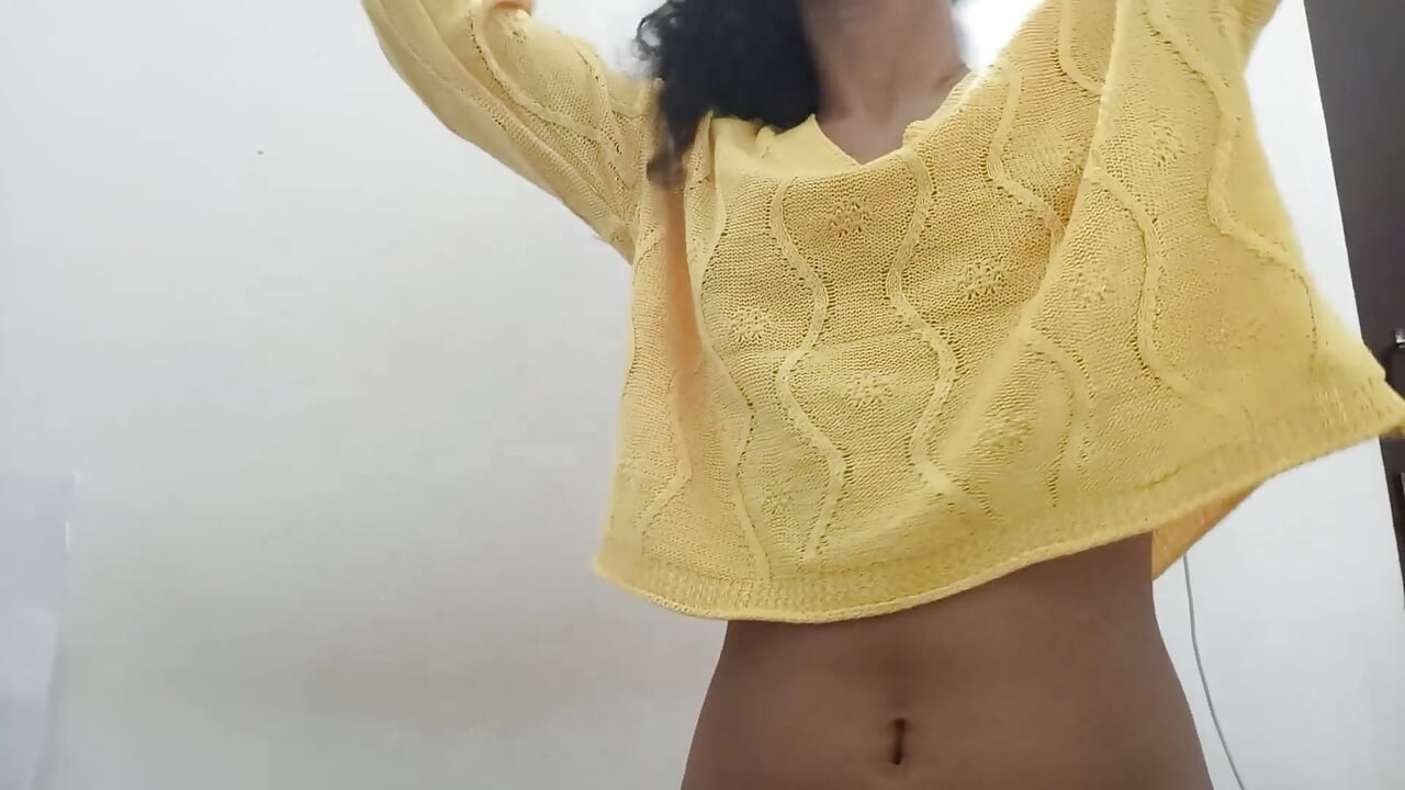 Desi Village Housewife,s Pussy Cum Discharge