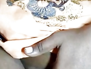 Desi wife fingering on cam