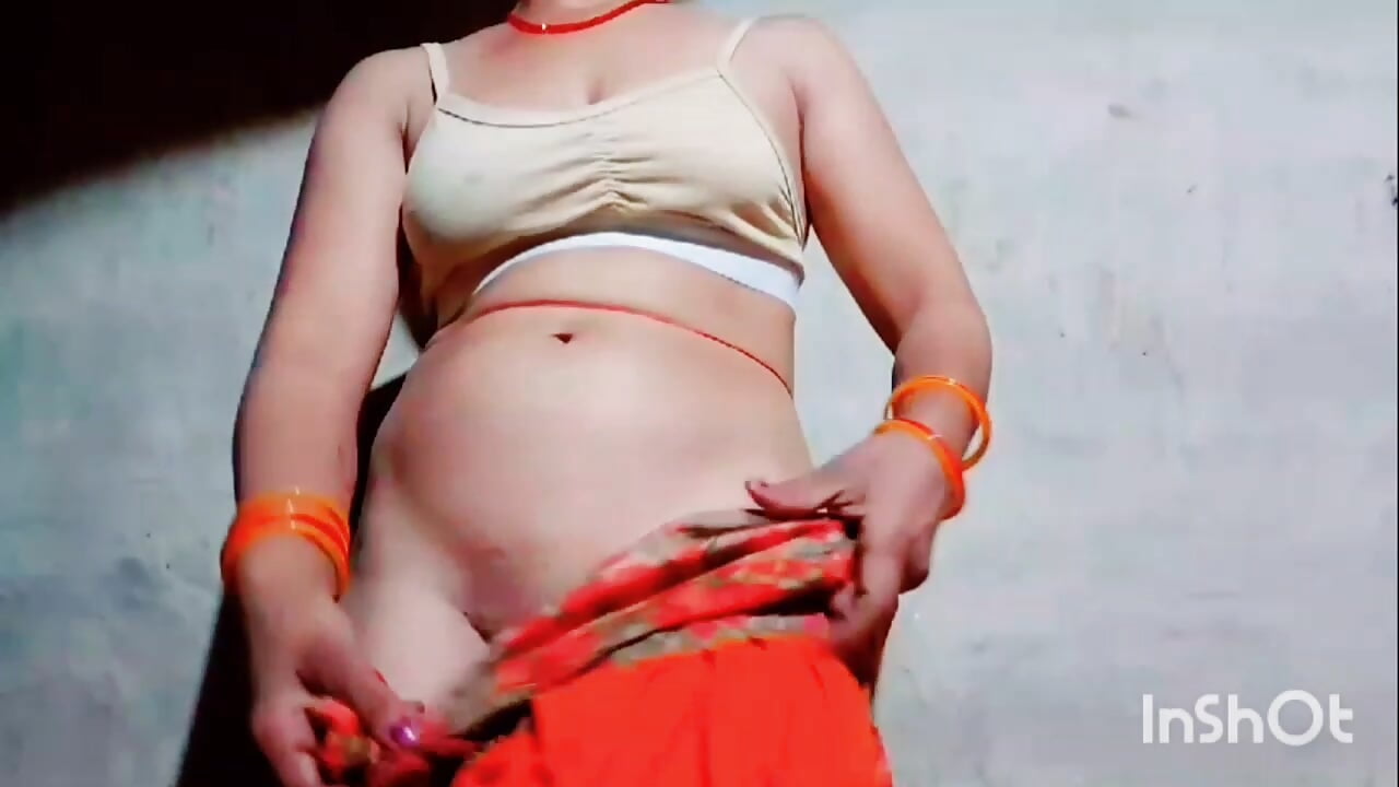 18 years old very beautiful desi girl seeing a boy’s penis, it was very big and tight