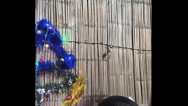 I’M STARTING THE HOT CHRISTMAS PARTY!! GET READY TO SEE ME FUCK LIKE A SLUT. THIS IS A LITTLE PREVIEW OF WHAT YOU’LL SEE. MY BUTTOCKS ARE READY TO FUCK HARD