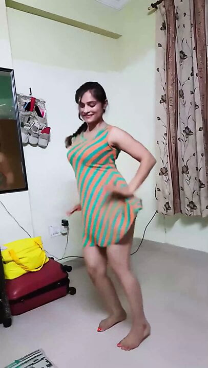 indian girl desi dance HD