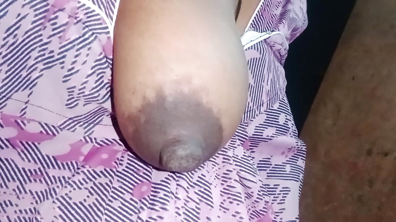 It was fun pressing Shalini Bhabhi’s big breasts.