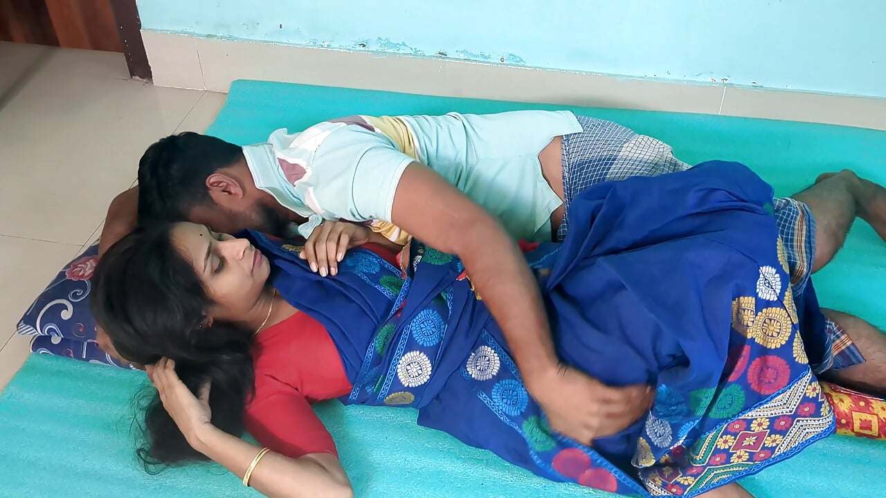 PARNITA SEX WITH HUSBEND IN HOME